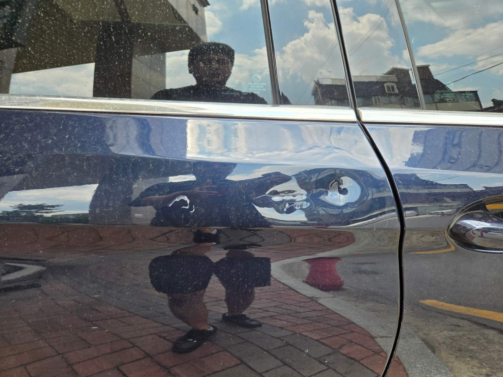 서울 동대문 BMW 530I 도어 조수석 후도어 (뒷문) 판금도색 작업 전